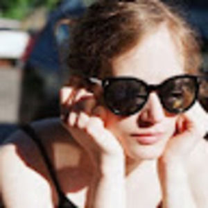 Meet your Posher, Hayley